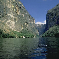 Il fiume Alcor che taglia l'Altopiano Arido.
